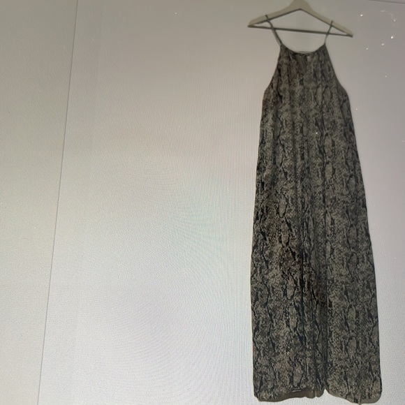 STORIA SNAKE PRINT HALTER JUMPSUIT SIZE S - Picture 3 of 11